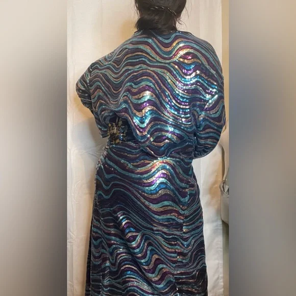 💜SOLD💙ELOQUII Wavy Sequin Crop Top and Midi Skirt - Picture 7 of 8